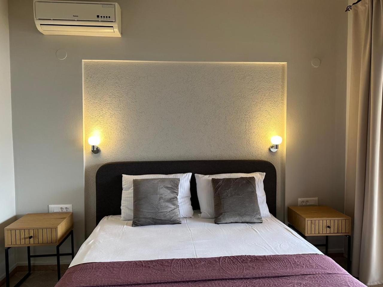 Villa Risan Apartments ภายนอก รูปภาพ