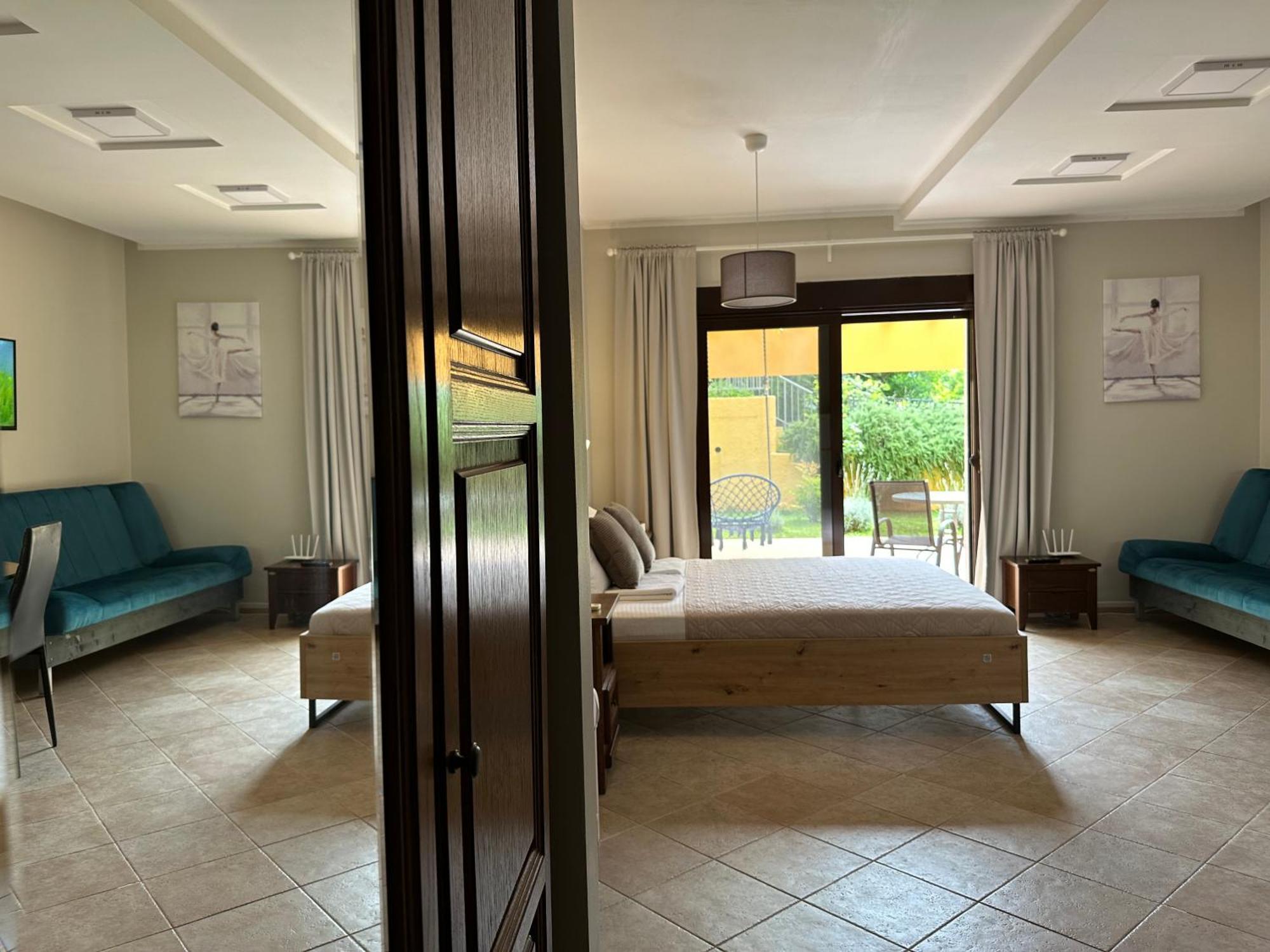 Villa Risan Apartments ภายนอก รูปภาพ